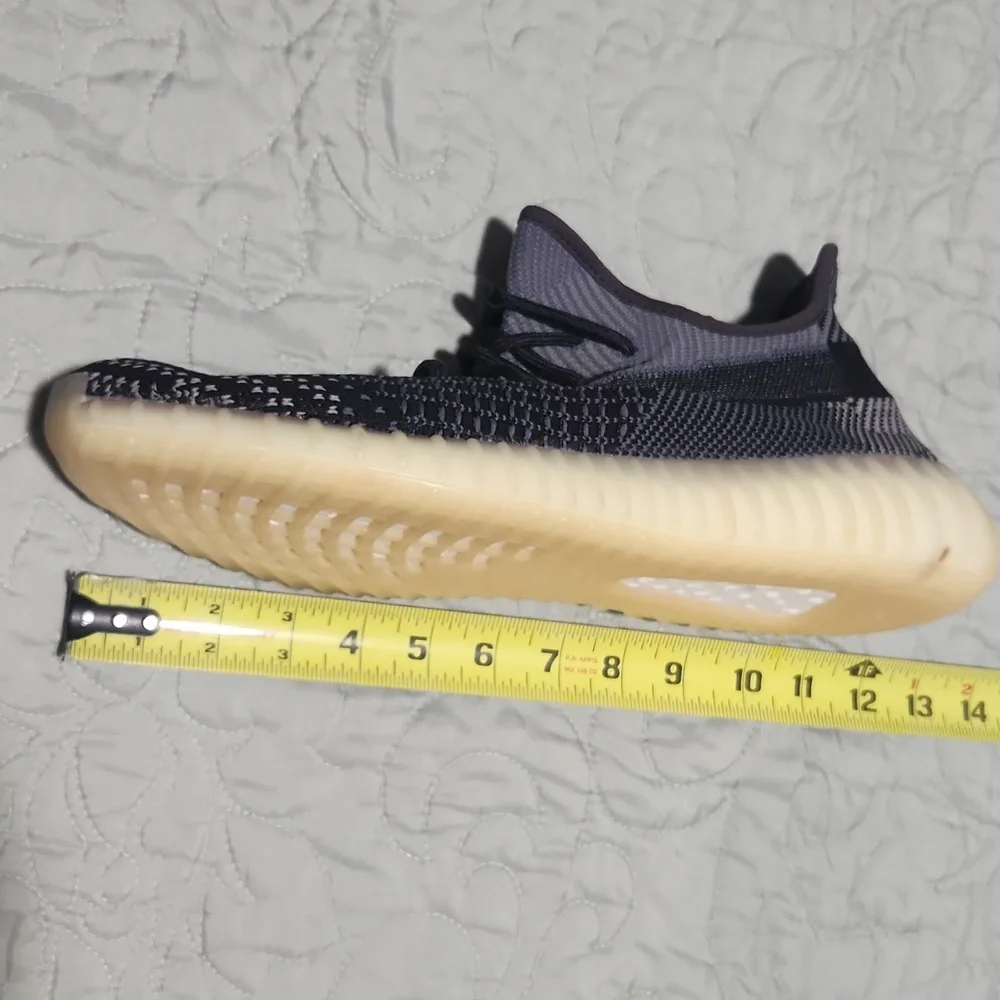 ADIDAS YEEZI BOOTS 350 CARBON Men's 12 1/2. - Picture 14 of 15